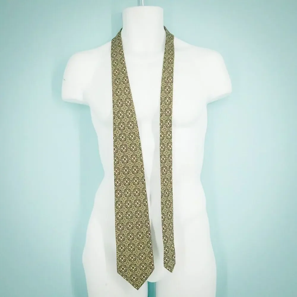Burberry Luxury Designer Silk Navy Blue Green Floral Paisley Print 4 Tie Necktie